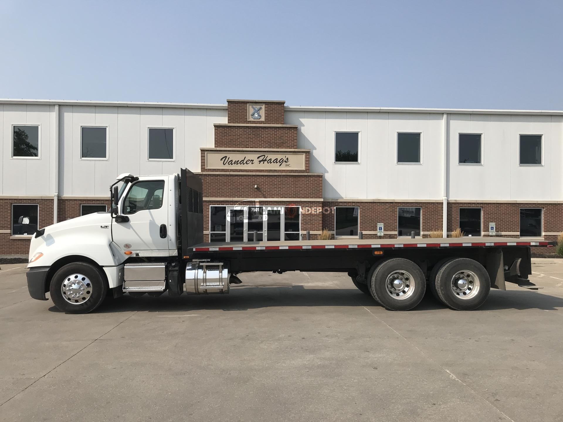 Truck Thumbnail 3