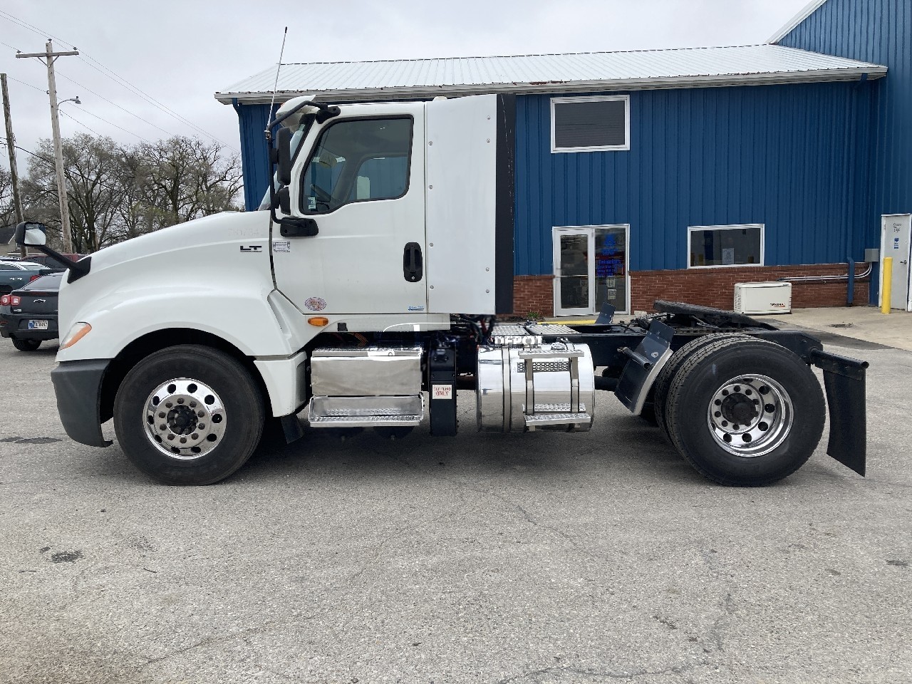 Truck Thumbnail 4