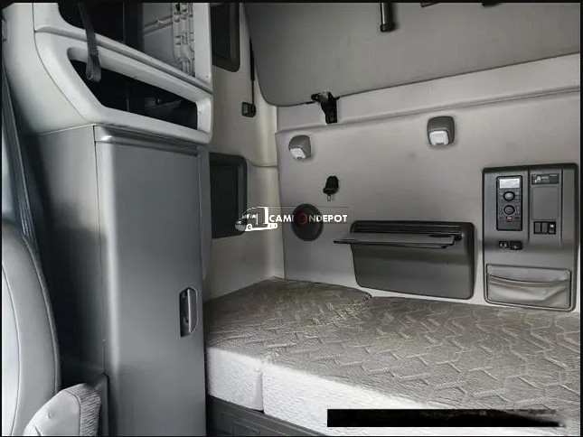 Truck Thumbnail 4