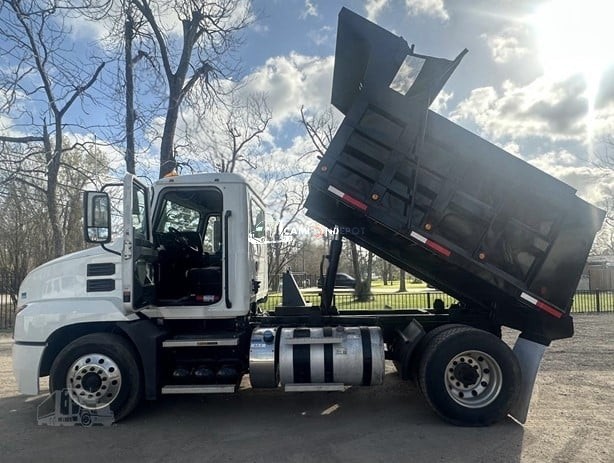 Truck Thumbnail 4