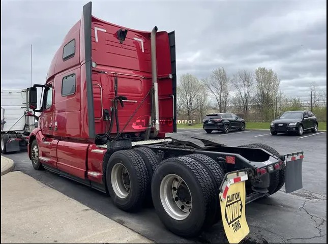 Truck Thumbnail 4