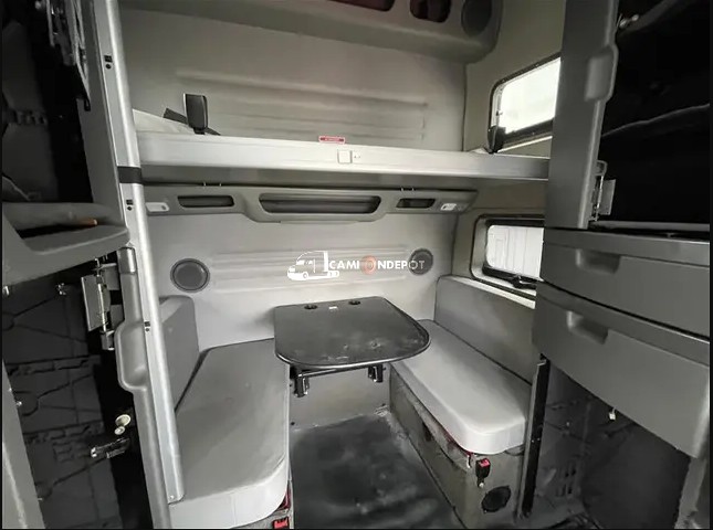 Truck Thumbnail 7