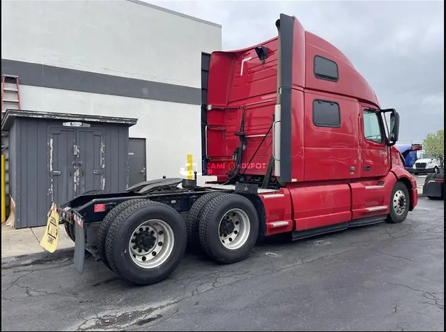 Truck Thumbnail 6