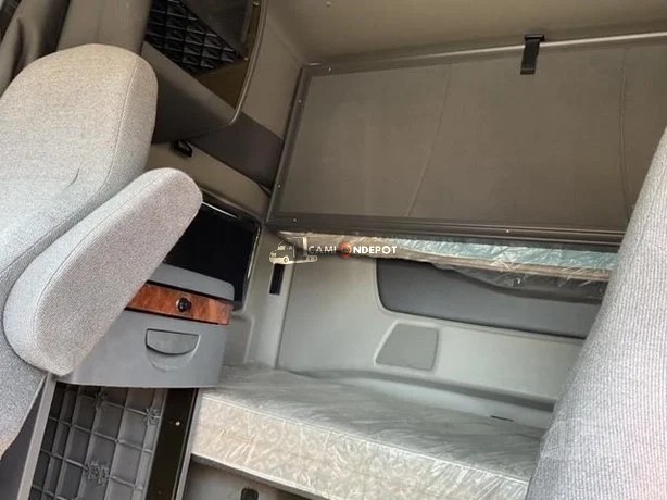 Truck Thumbnail 3