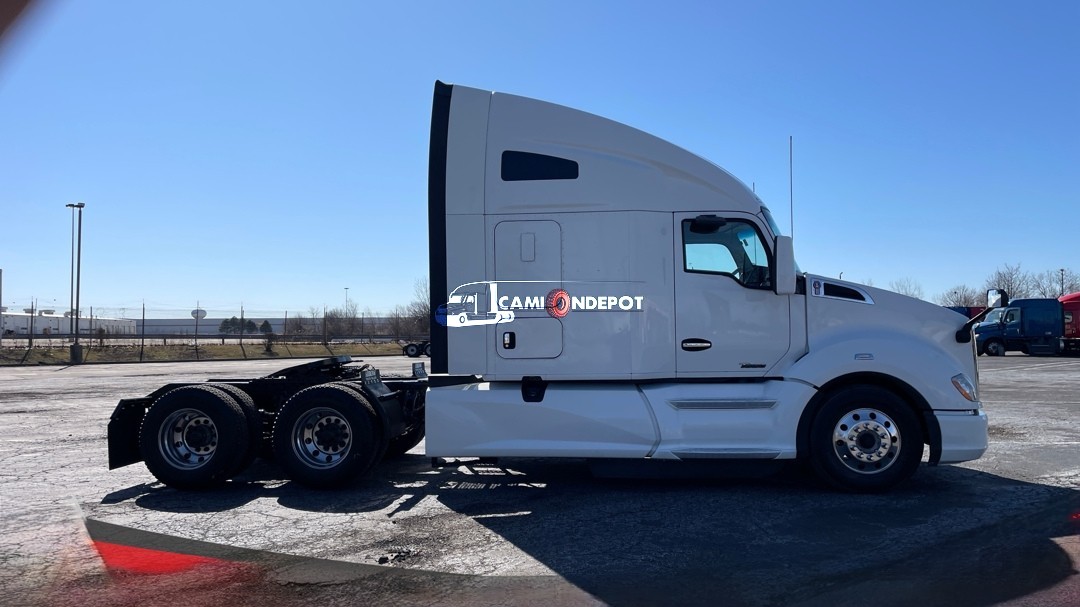 Truck Thumbnail 4