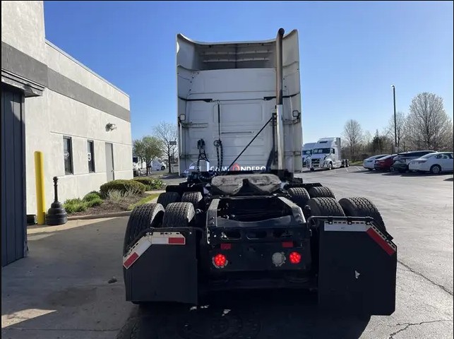 Truck Thumbnail 5