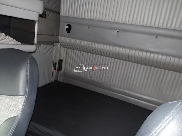 Truck Thumbnail 7