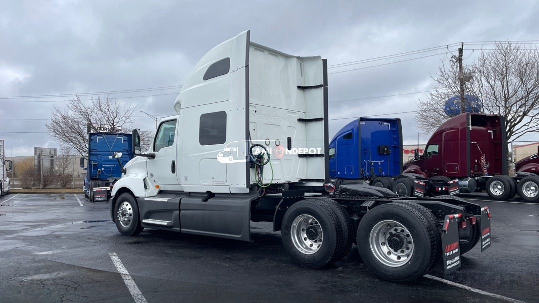 Truck Thumbnail 5