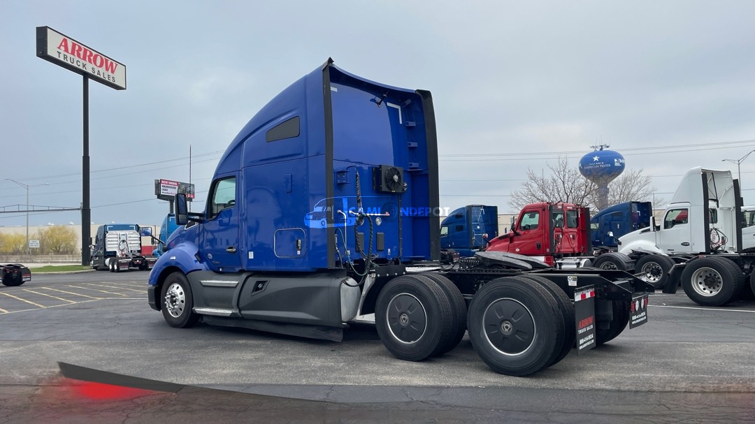 Truck Thumbnail 5