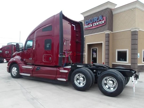 Truck Thumbnail 6