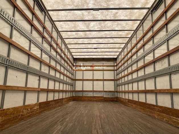 Truck Thumbnail 5