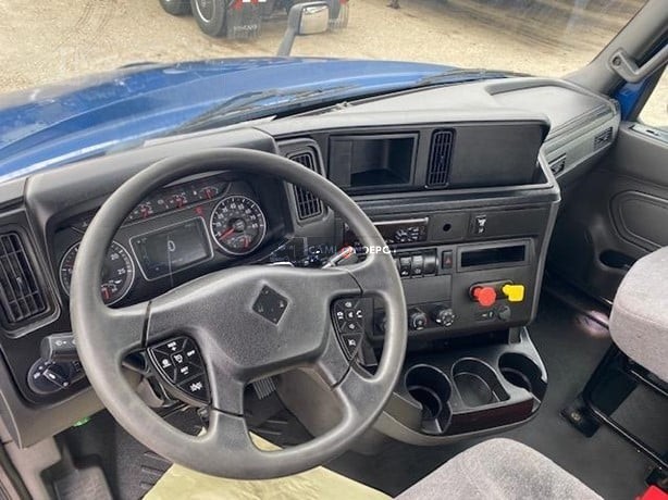 Truck Thumbnail 4