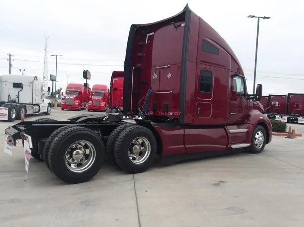Truck Thumbnail 4