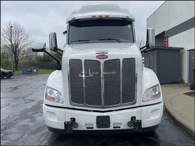 Truck Thumbnail 2