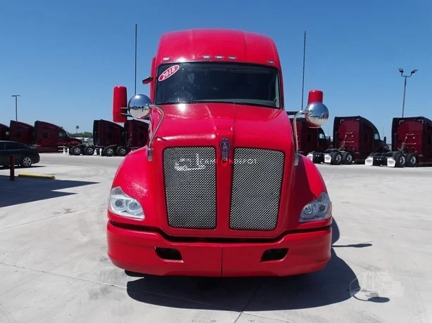 Truck Thumbnail 2