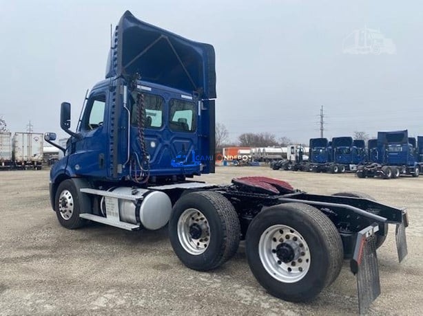 Truck Thumbnail 2