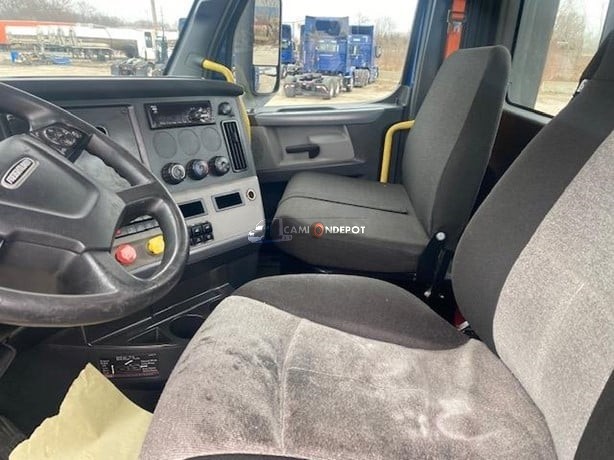Truck Thumbnail 5