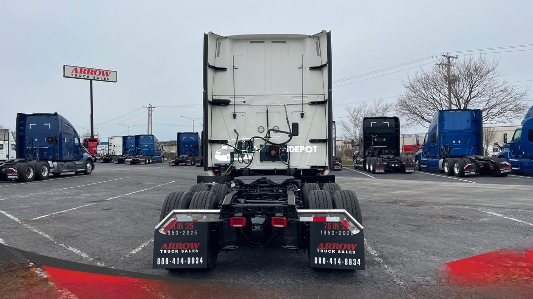 Truck Thumbnail 6