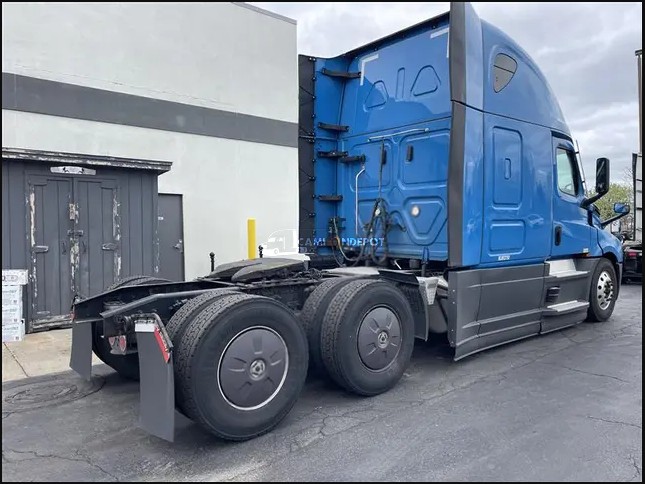 Truck Thumbnail 4