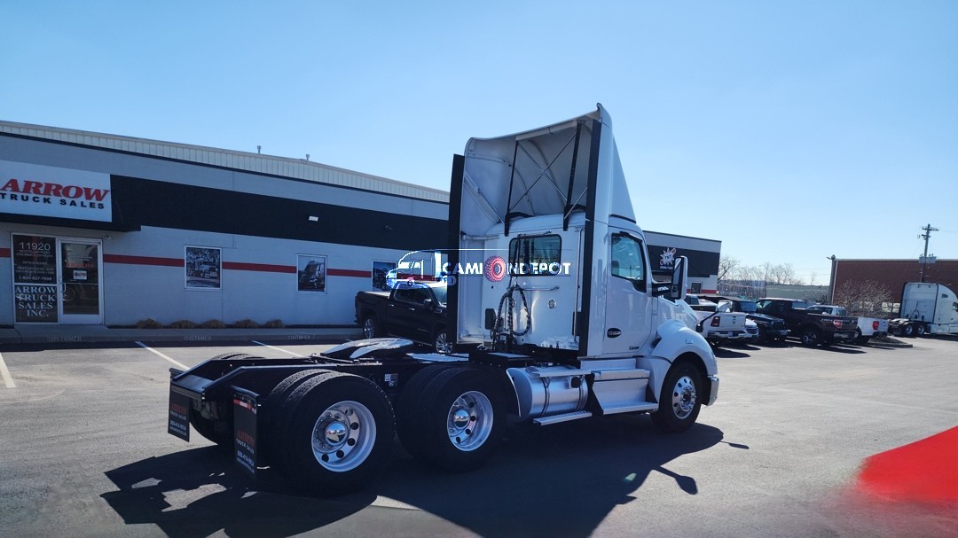 Truck Thumbnail 5