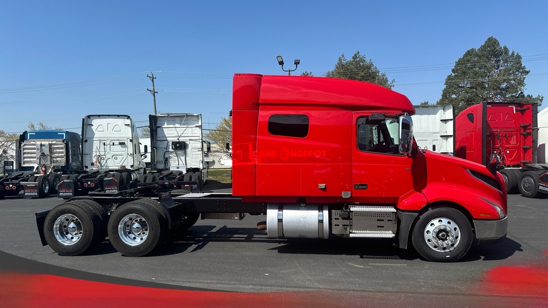Truck Thumbnail 8