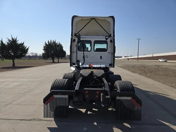 Truck Thumbnail 5