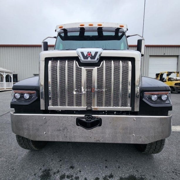 Truck Thumbnail 2
