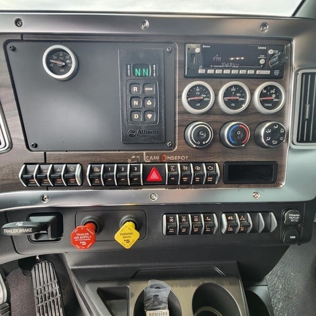 Truck Thumbnail 7