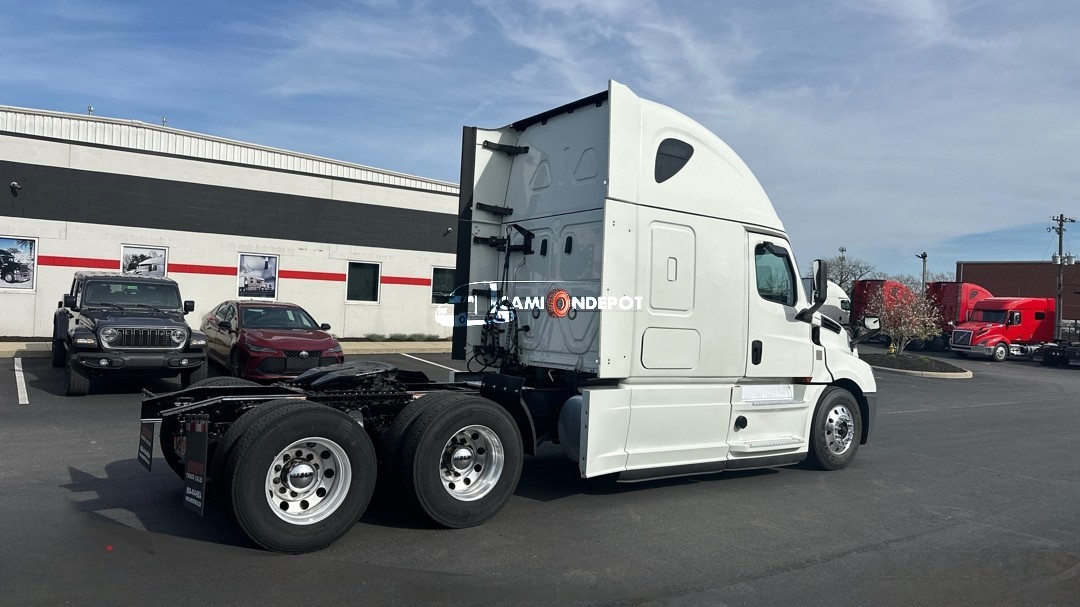 Truck Thumbnail 2