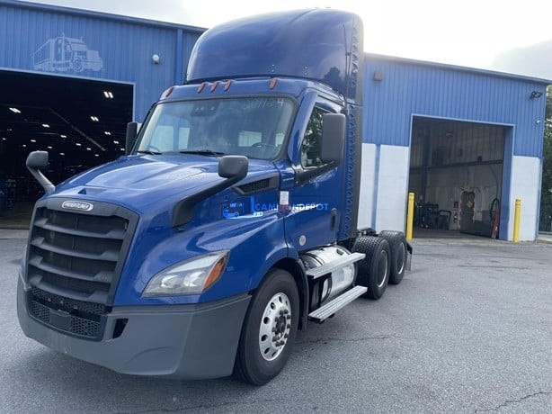 Truck Thumbnail 3