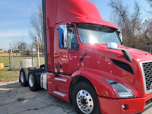 Truck Thumbnail 3