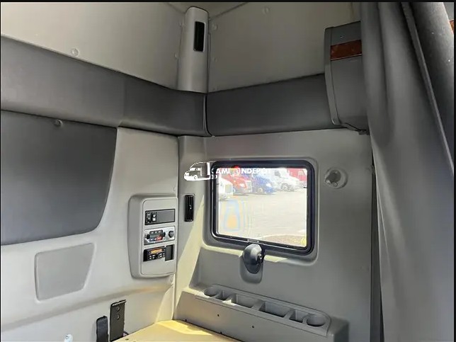 Truck Thumbnail 4