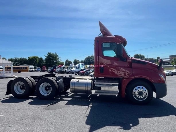 Truck Thumbnail 4