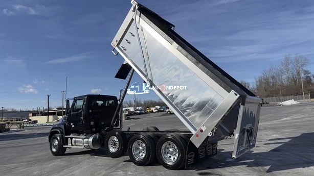 Truck Thumbnail 3