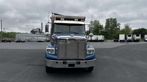 Truck Thumbnail 4