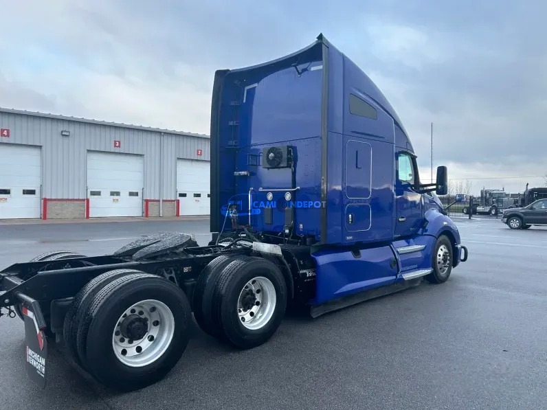 Truck Thumbnail 3