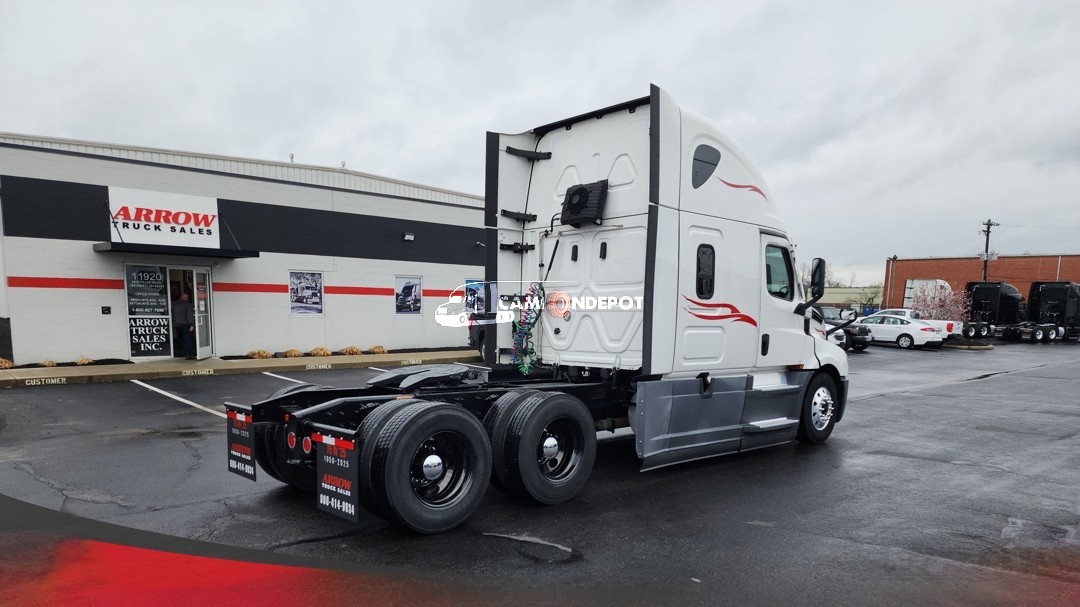 Truck Thumbnail 4