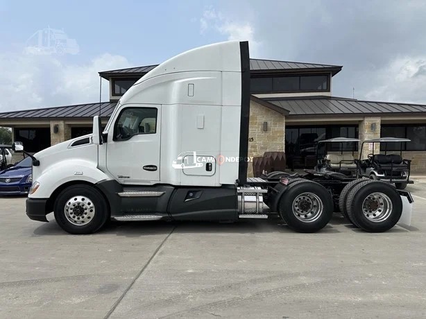 Truck Thumbnail 4