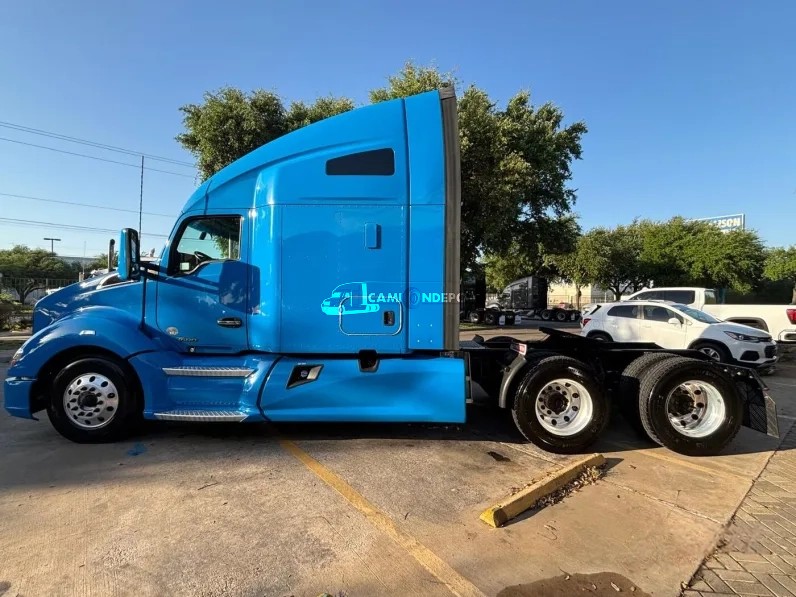 Truck Thumbnail 3