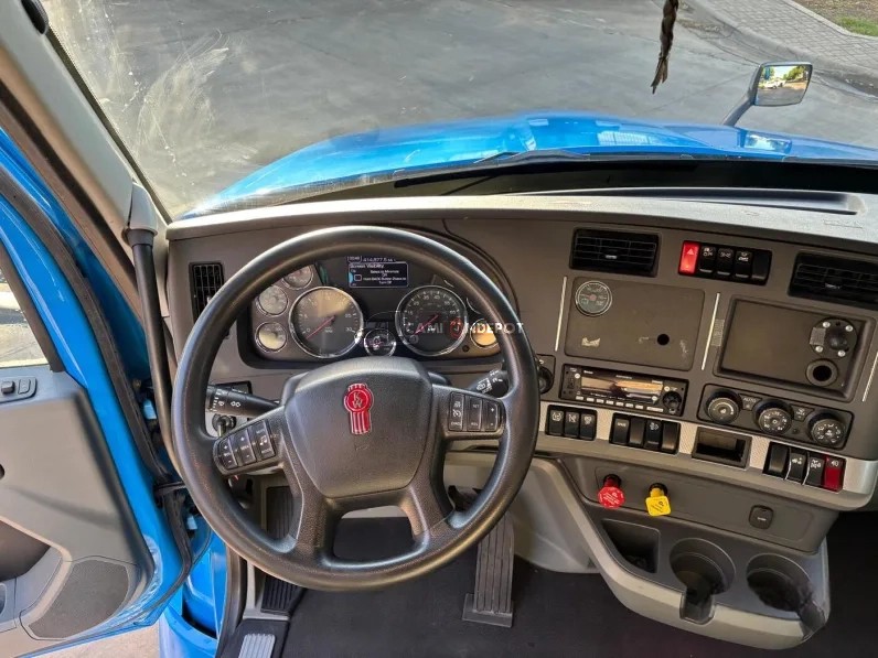 Truck Thumbnail 6