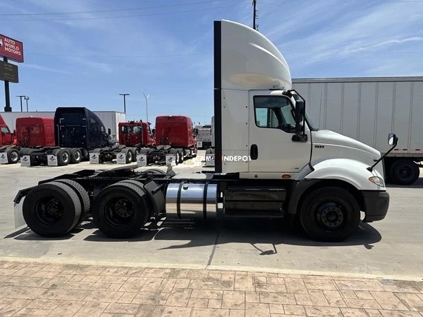 Truck Thumbnail 2