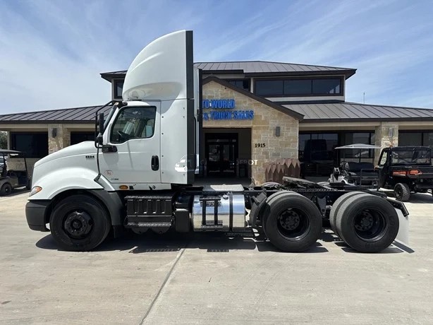 Truck Thumbnail 4