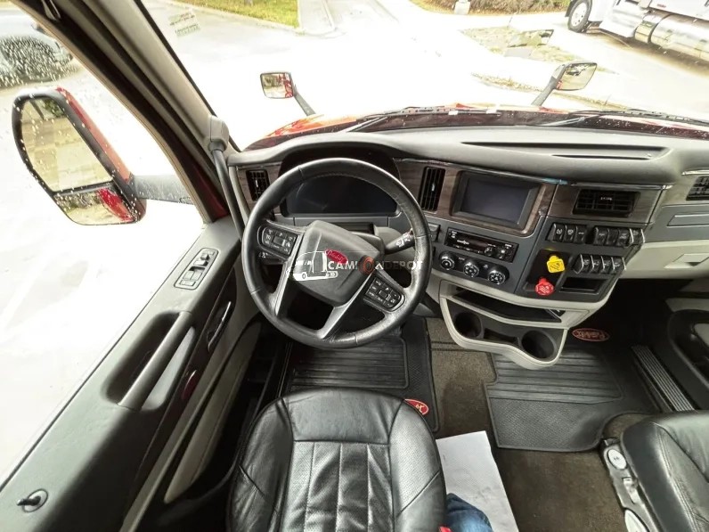 Truck Thumbnail 5