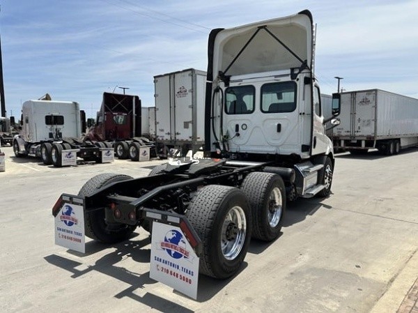 Truck Thumbnail 2