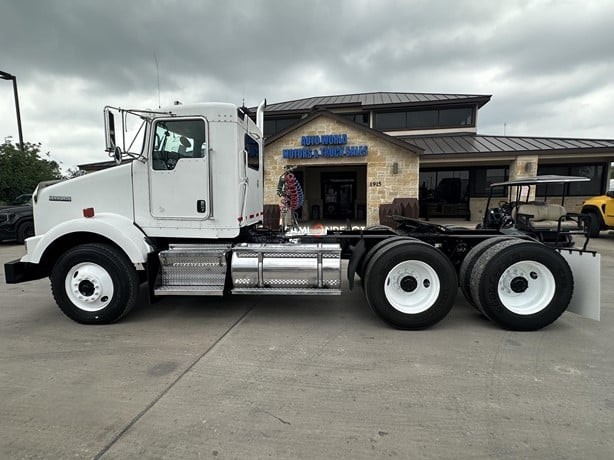 Truck Thumbnail 4