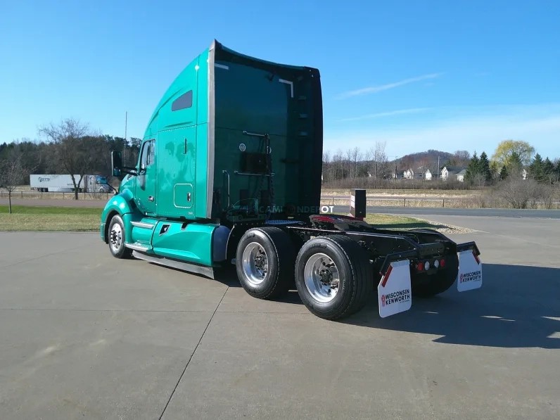 Truck Thumbnail 5