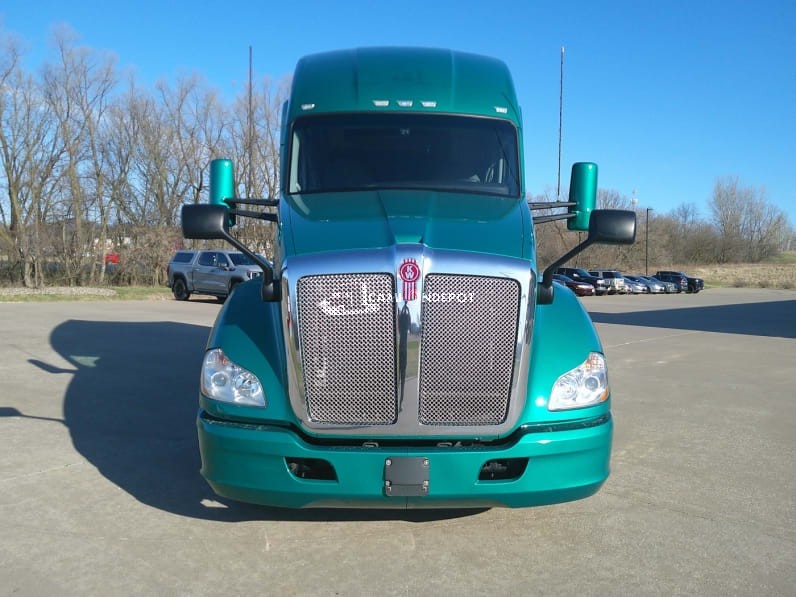 Truck Thumbnail 4