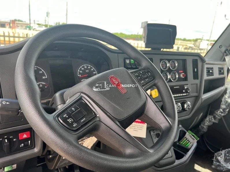 Truck Thumbnail 7
