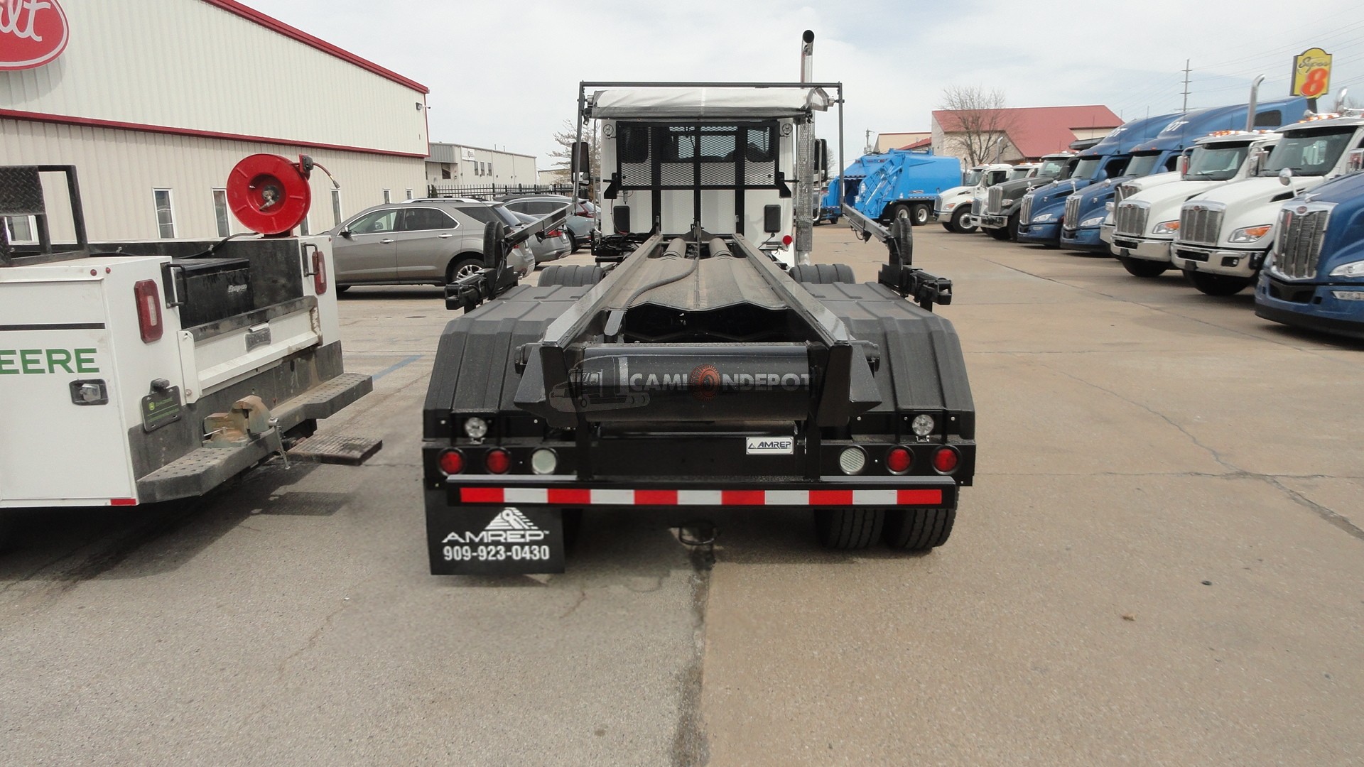 Truck Thumbnail 3