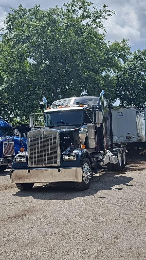 Truck